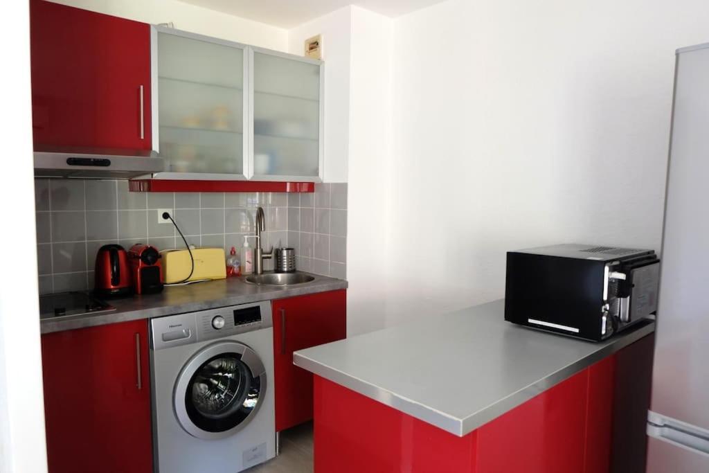 Petit Paradis Classe 3 Etoiles A 200M De La Plage! Terrasse-Wifi-Parking-Clim 생 망드리에 쉬르 메르 외부 사진