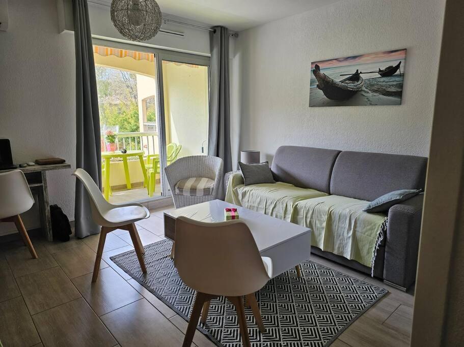 Petit Paradis Classe 3 Etoiles A 200M De La Plage! Terrasse-Wifi-Parking-Clim 생 망드리에 쉬르 메르 외부 사진